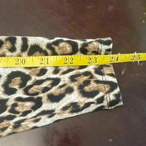 Michael Kors Leopard Animal Print Lightweight Pullover Blouse Sheer Overlay SM - Picture 10 of 10